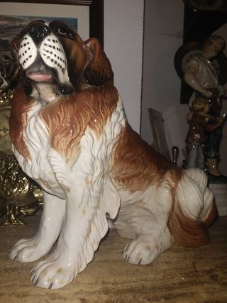 Figura perro antigua