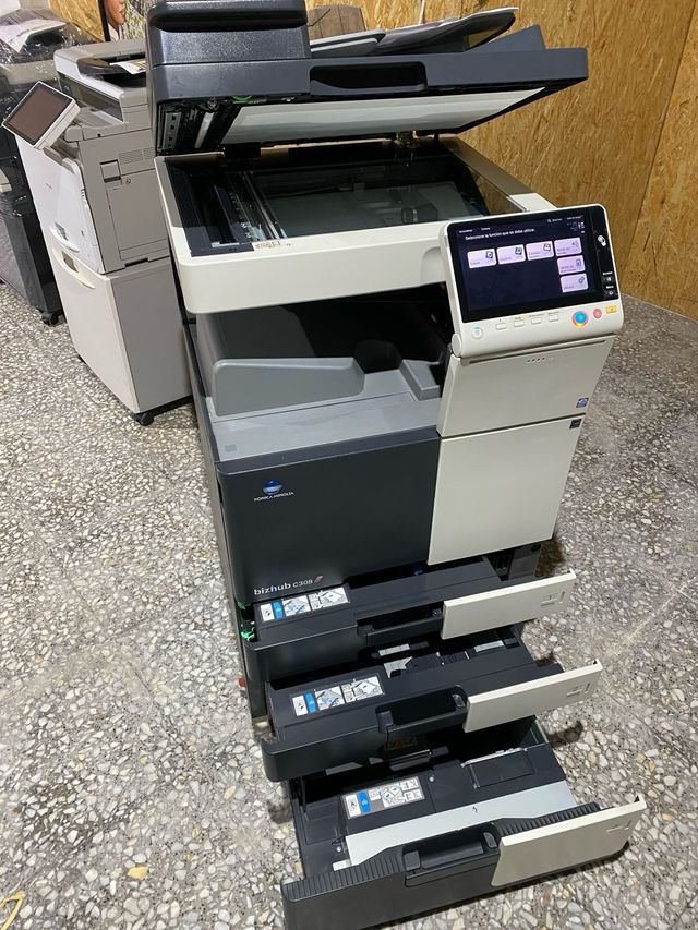 Fotocopiadora konica minolta bizhub c308