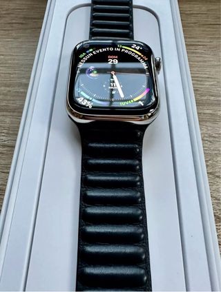 Apple watch serie 8 45mm acciaio 4g