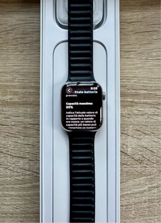 Apple watch serie 8 45mm acciaio 4g
