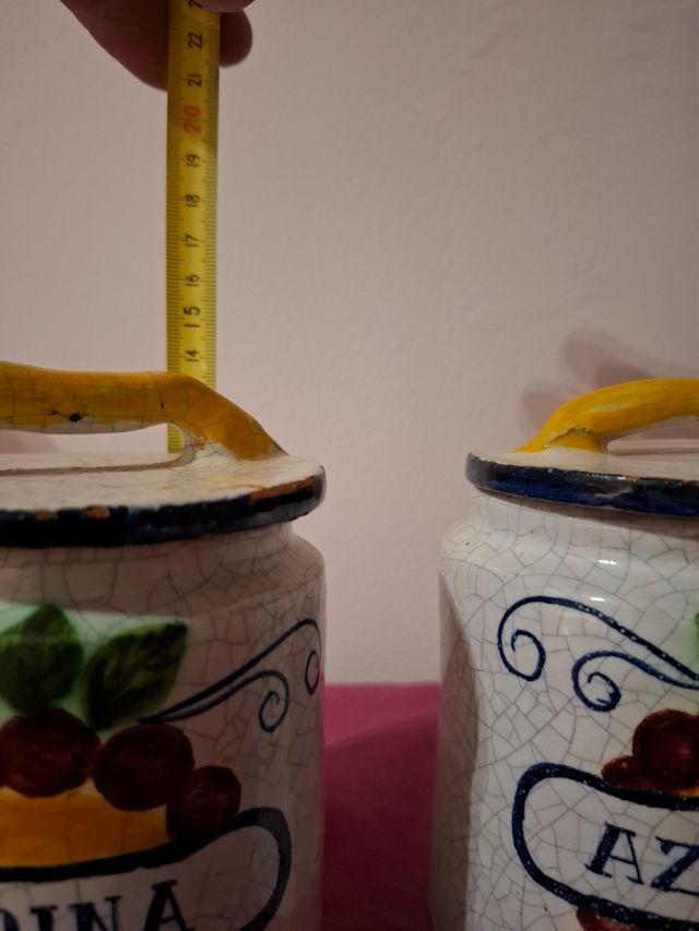 2 botes de cerámica antiguos