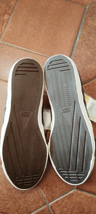 Zapatillas Asics talla 42 