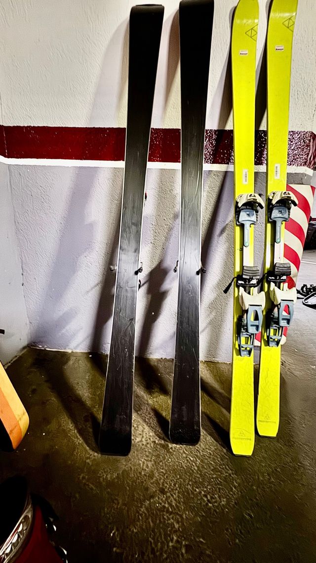 Equipo de esqui de travesía