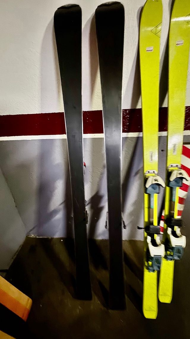 Equipo de esqui de travesía