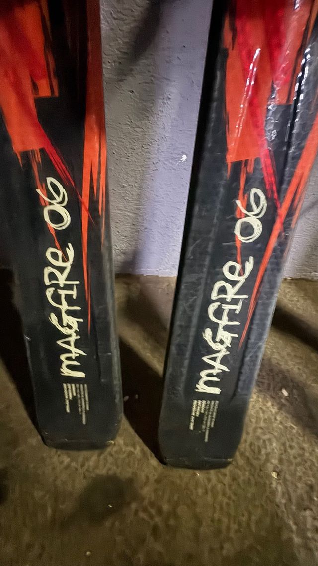 Esquís Elan Magare Fusión