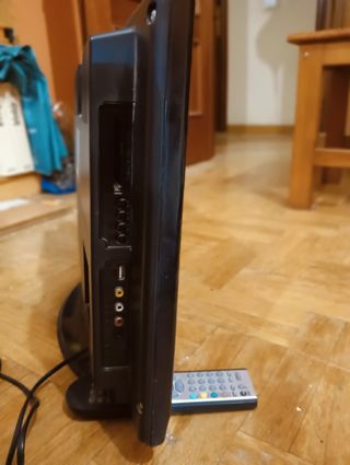 Televisión OKI LG de 22".Con lector DVD.USB,HDMI ,