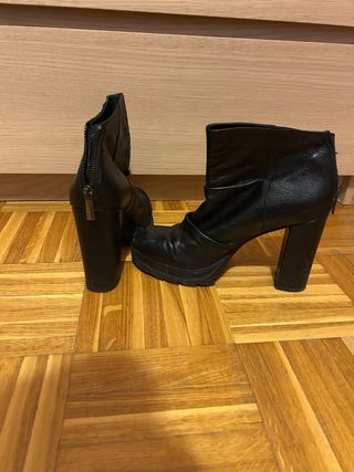 Stivaletti con tacco