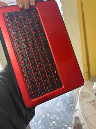 Portatil HP ROJO