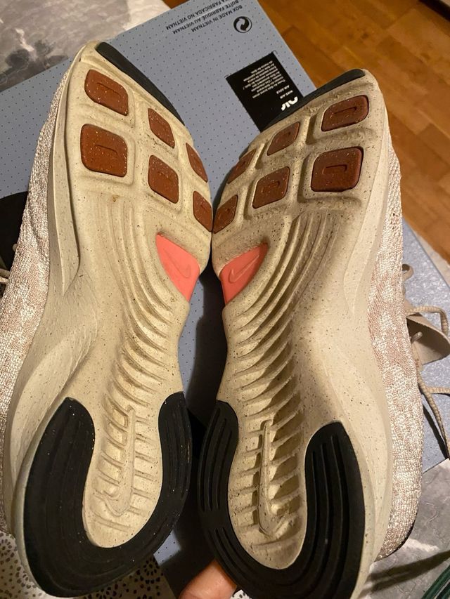 Zapatillas deportivas Nike mujer numero 39.5