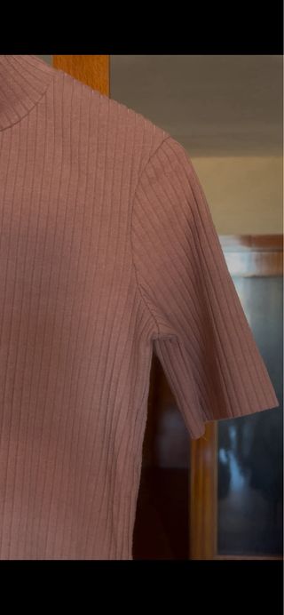 Camiseta canalé Bershka