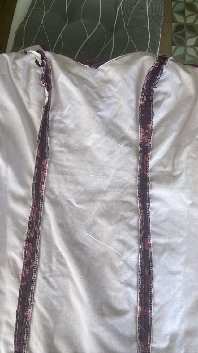 Vestido flamenca morado de encaje