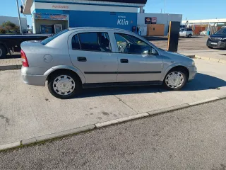 Opel Astra 2002