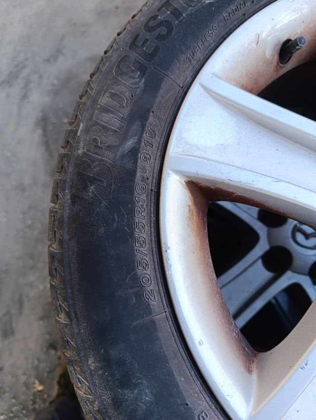 Llantas Mazda 16