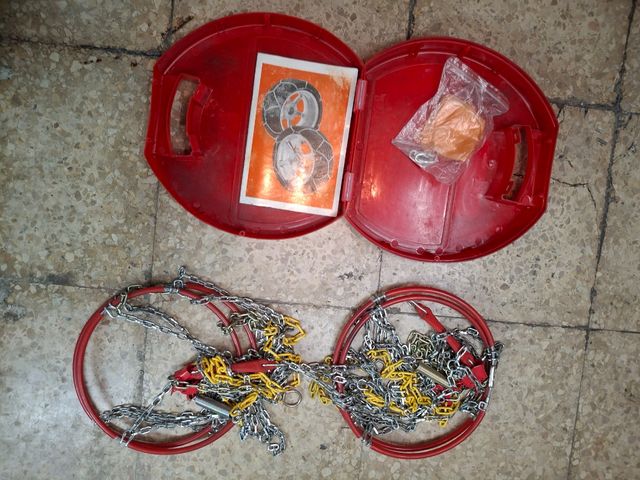 Cadenas de nieve para ruedas.