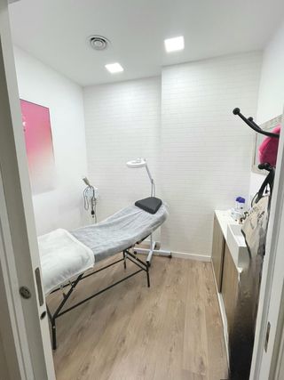 R-7937656 Traspaso d Centro d Estética en Sarrià