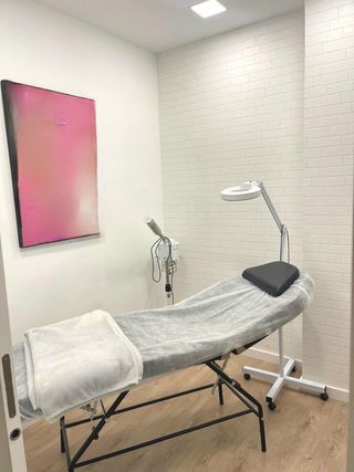 R-7937656 Traspaso d Centro d Estética en Sarrià