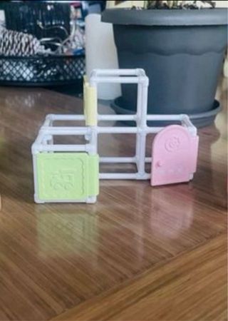 SYLVANIAN FAMILIES BABY TRAIN+BEBE+PARQUE INFANTIL