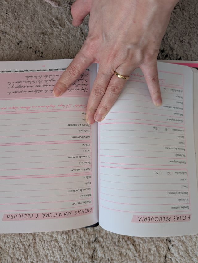 La agenda de nuestra boda: Un libro de: Bodas de cuento. Styling and Design