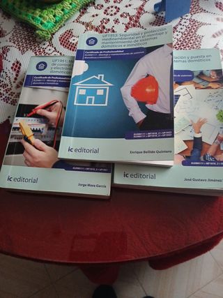 Libros y apuntes 