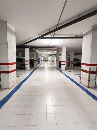 Garaje en venta en Calella