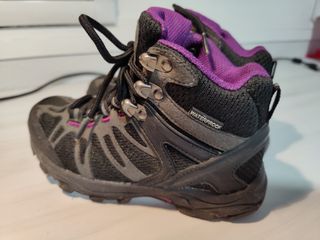 Botas montaña talla 30