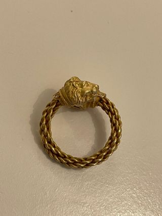 ANILLO DE ORO 18 QUILATES Y DIAMANTES