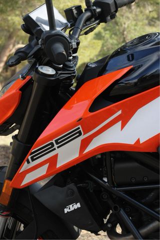 Ktm duke 125