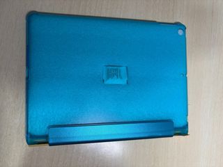 Funda Fintie para iPad 102” con soporte C2