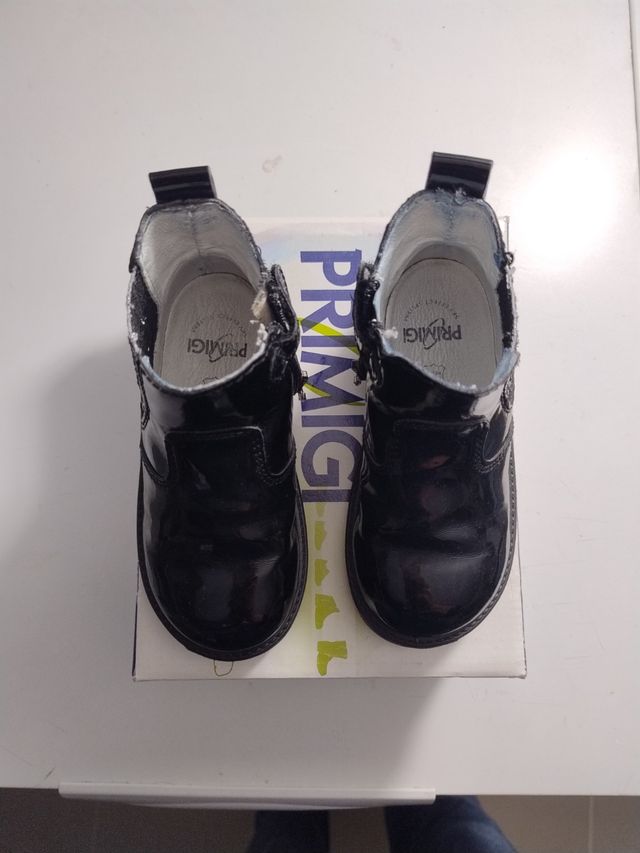 Stivaletti da bambina misura 23