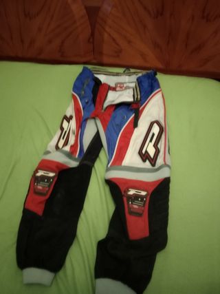 Equipación de moto de enduro, motocross 
