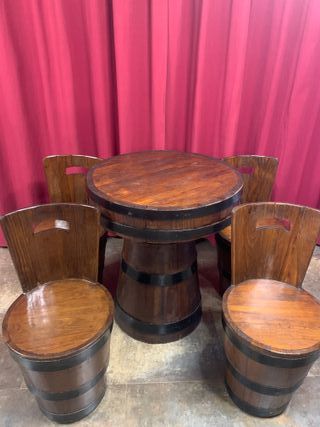 MESAS; EXCEPCIONAL CONJUNTO MESA 4 SILLAS AÑOS 80