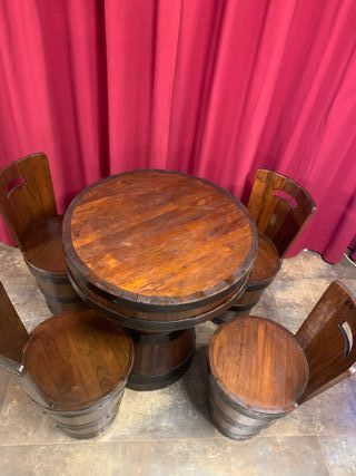 MESAS; EXCEPCIONAL CONJUNTO MESA 4 SILLAS AÑOS 80