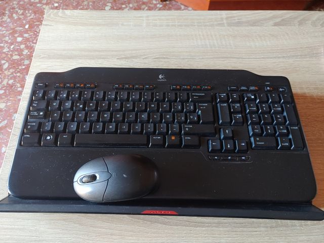 Alto Logitech Cordless. Teclado y ratón 