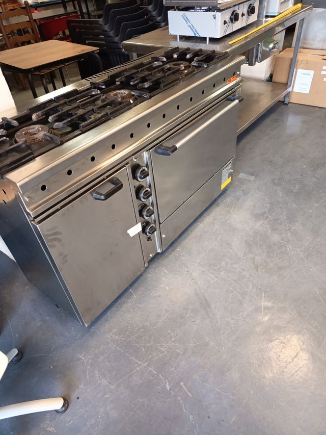 cocina 3 fuegos y horno hostelería  