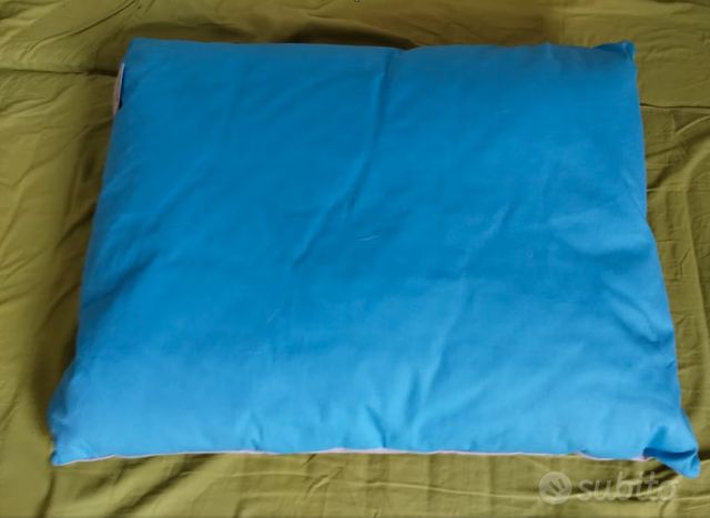 cuscino imbottito ricamato per cane/gatto - NUOVO!