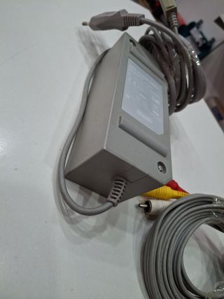 CABLE ALIMENTACIÓN Y RCA AV WII OFICIAL 