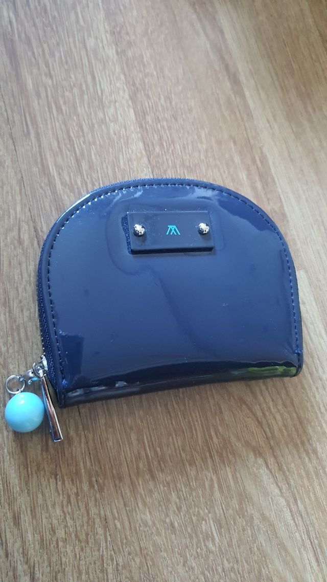 Cartera nueva azul
