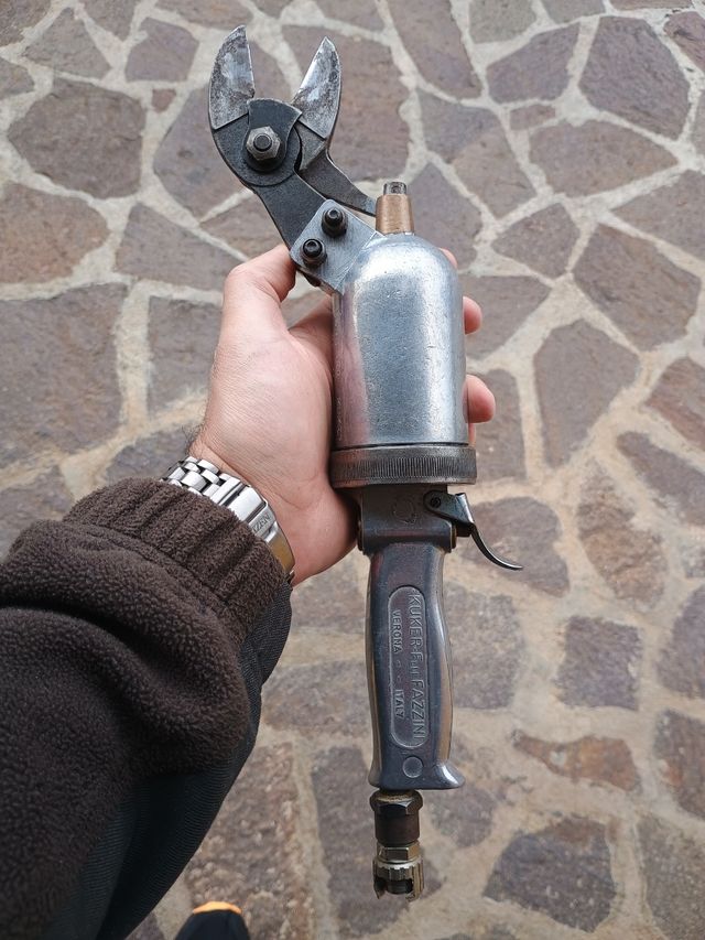 Antico attrezzo agricolo