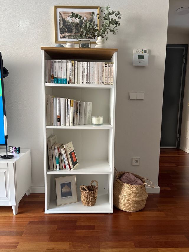 Prateleira Ikea branca Nova