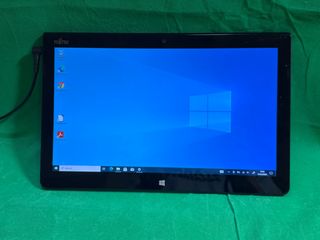 Tablet PC Fujitsu Stylistic Q704 250GB i54200U 4GB
