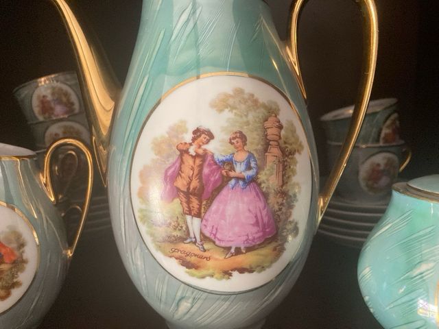 Juego de café antiguo.