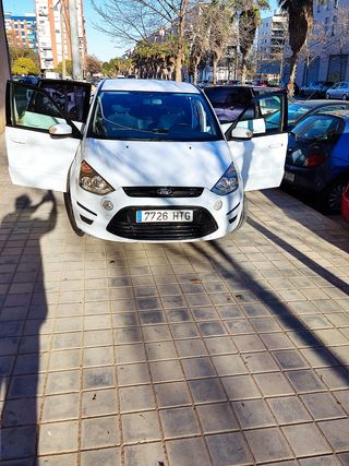 Ford S-MAX  12/2013