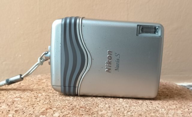 Cámara Fotos Nikon NuvisS