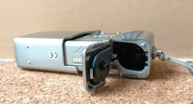 Cámara Fotos Nikon NuvisS