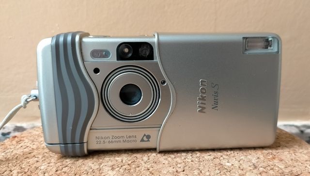 Cámara Fotos Nikon NuvisS
