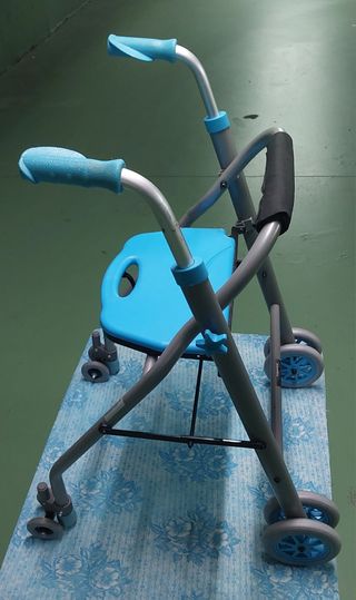 Andador ortopédico