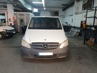 Mercedes-Benz Vito 113 2011 9 plazas