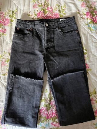 Pantalon vaquero campana negro de zara