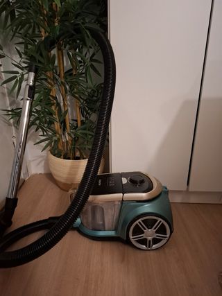 Aspiradora Eureka Apollo