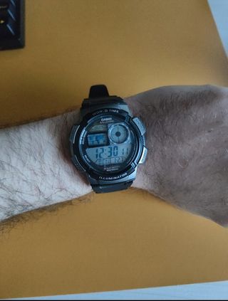 CASIO Montre Quartz AE1000W1AVEF